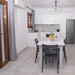 Leros A Porto Lakkíon