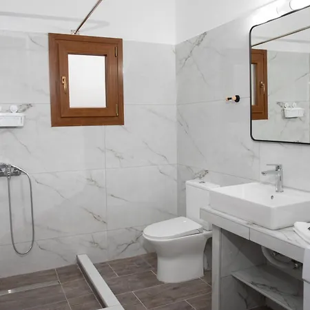 Leros A Porto * Lakkíon