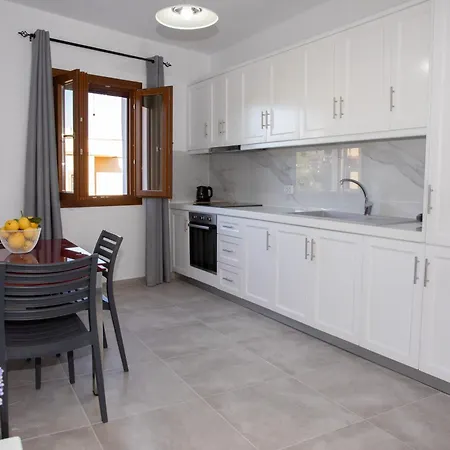 Leros A Porto Apartament *