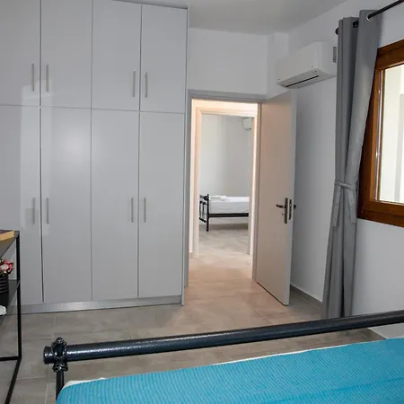 Leros A Porto דירה Lakkíon