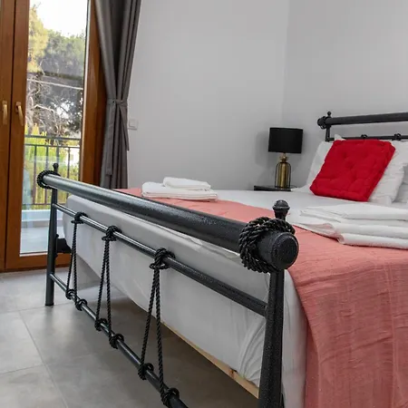 Leros A Porto * Lakkíon