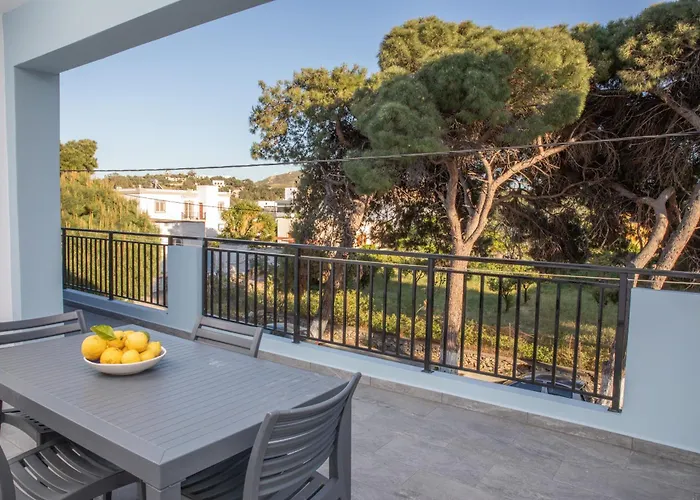 Leros A Porto Daire *