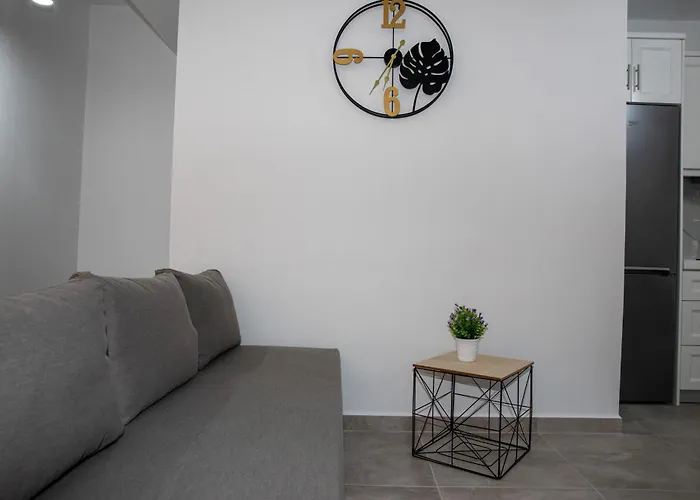 Leros A Porto شقة