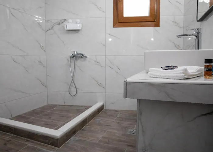 Leros A Porto Daire *