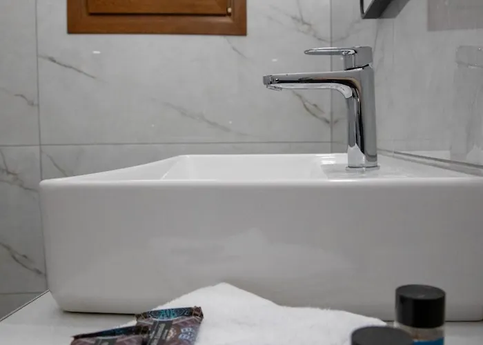 Leros A Porto Daire *